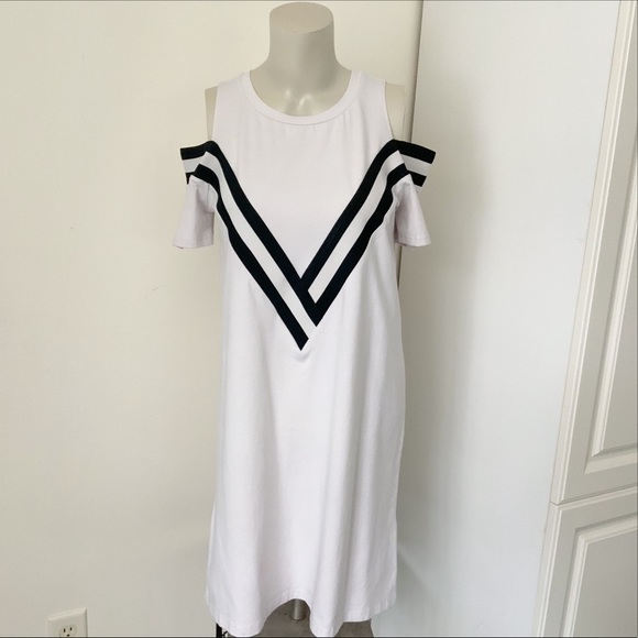 H&M | White V Stripe Cold Shoulder Shift Dress - Picture 2 of 6